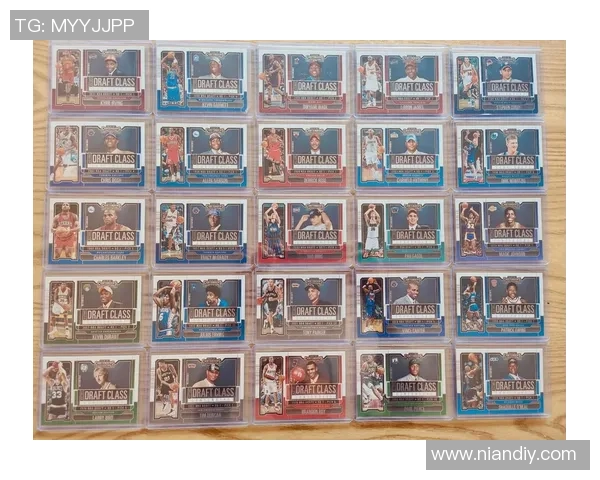 足球球星卡市场分析与投资潜力探索：第一档次卡片的价值与前景